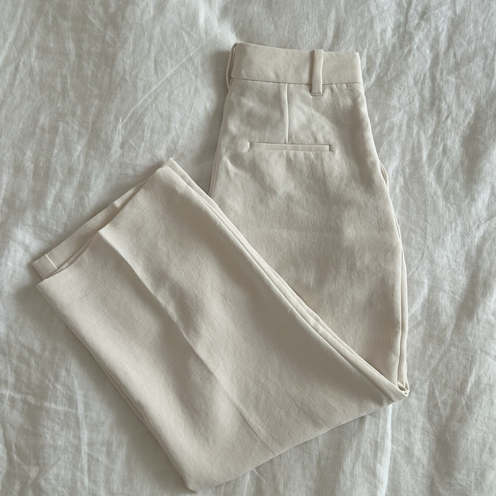 Effortless cropped pants